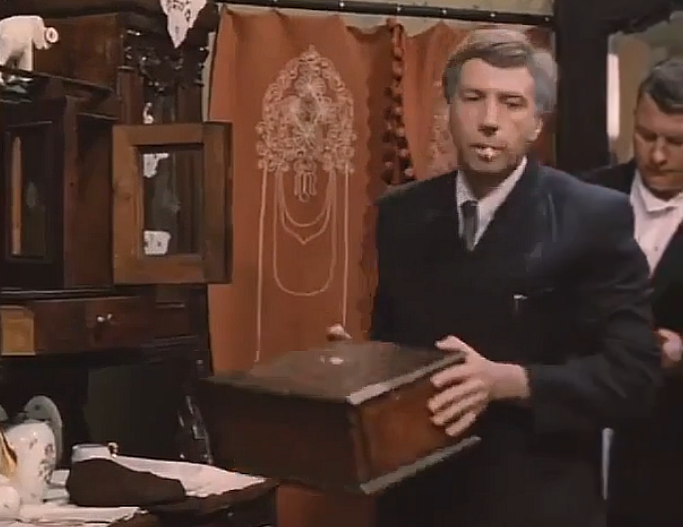 Шкатулка закрытая