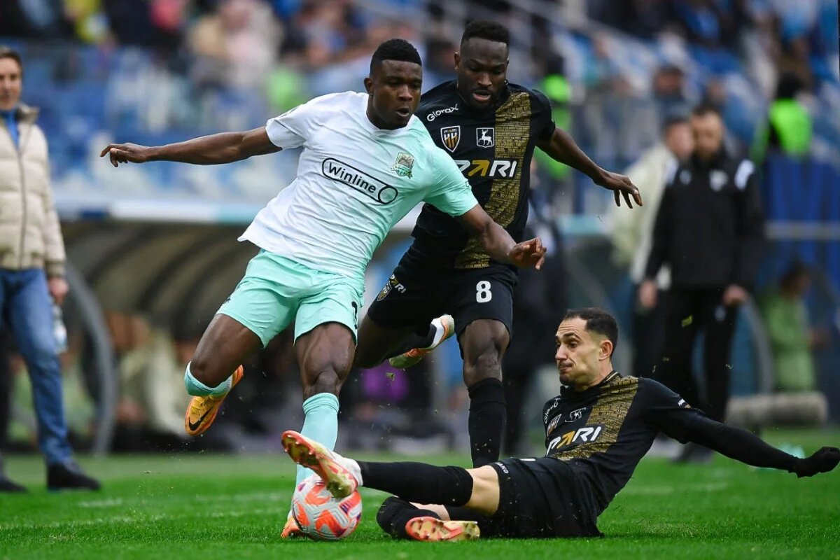    ФК Краснодар разгромил «Акрон» и возглавил турнирную таблицу РПЛ