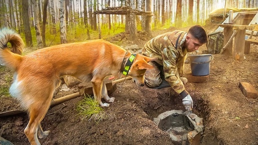 ВЫЛОЖИЛ ПЕЧЬ ВОЗЛЕ ЗЕМЛЯНКИ. СДЕЛАЛ ЗАНАВЕС ОТ ДОЖДЯ. УСТАНОВИЛ ФОТОЛОВУШКУ.