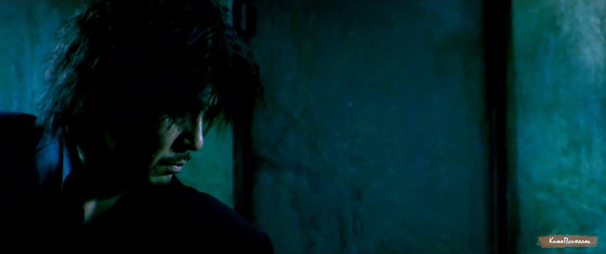 "Олдбой", скриншот. В галерее далее – не особо приятный кадр с осьминогом.