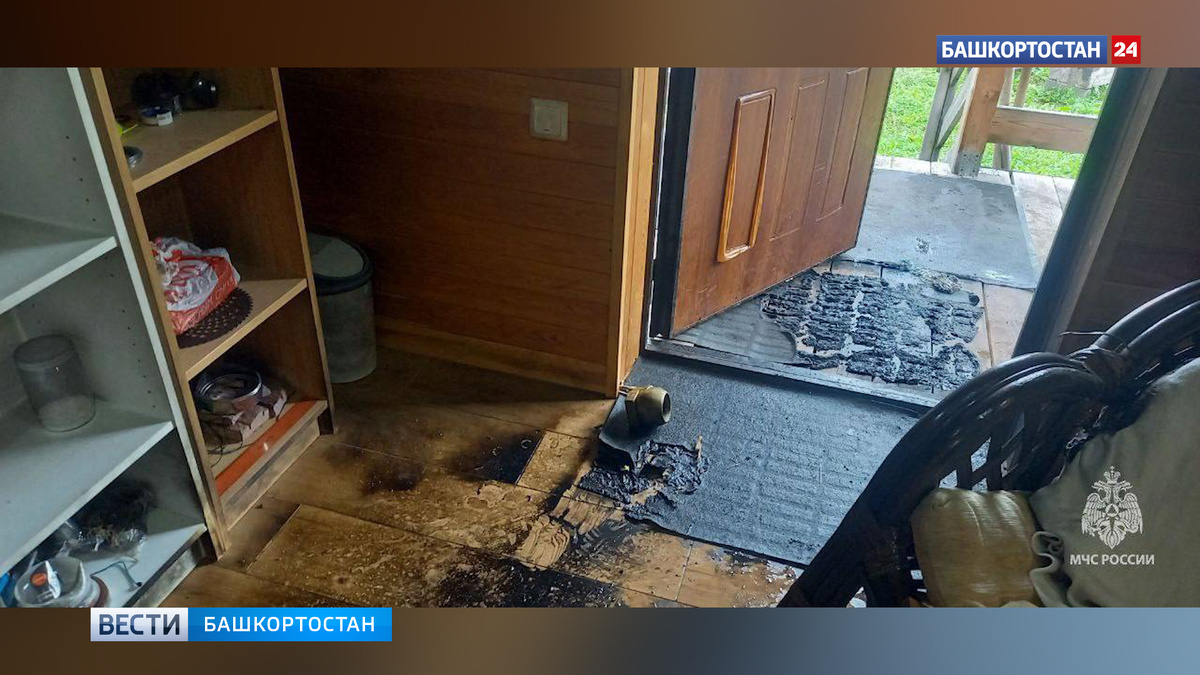    В Башкирии мужчина во время растопки печи поджег себя и супругу