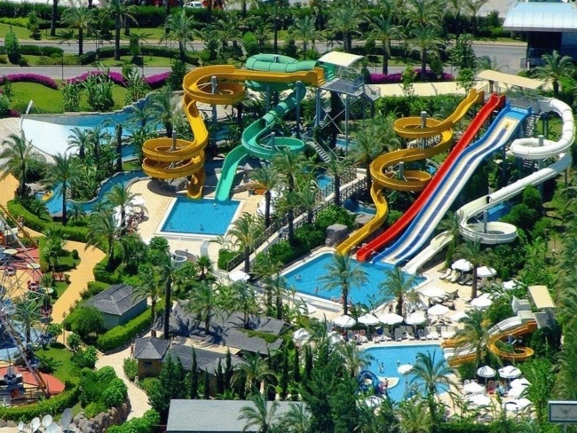 https://www.tripadvisor.ru/Attraction_Review-g297962-d1135178-Reviews-BeachPark_AquaLand-Antalya_Turkish_Mediterranean_Coast.html