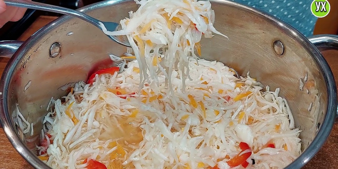 Осенний капустный салат на весь сезон! Всегда получается вкусно!