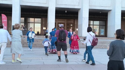 Ой, цветет калина. Русские народные песни и пляски в парке Победы на Поклонной горе. 2024.