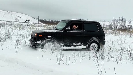 КАК НИВА ЕДЕТ ПО СНЕГУ. ЕЖЕГОДНЫЙ КРУГОЛЯЙ НА LADA NIVA URBAN 21214 НАША НИВА 4х4. ЛАДА НИВА УРБАН.