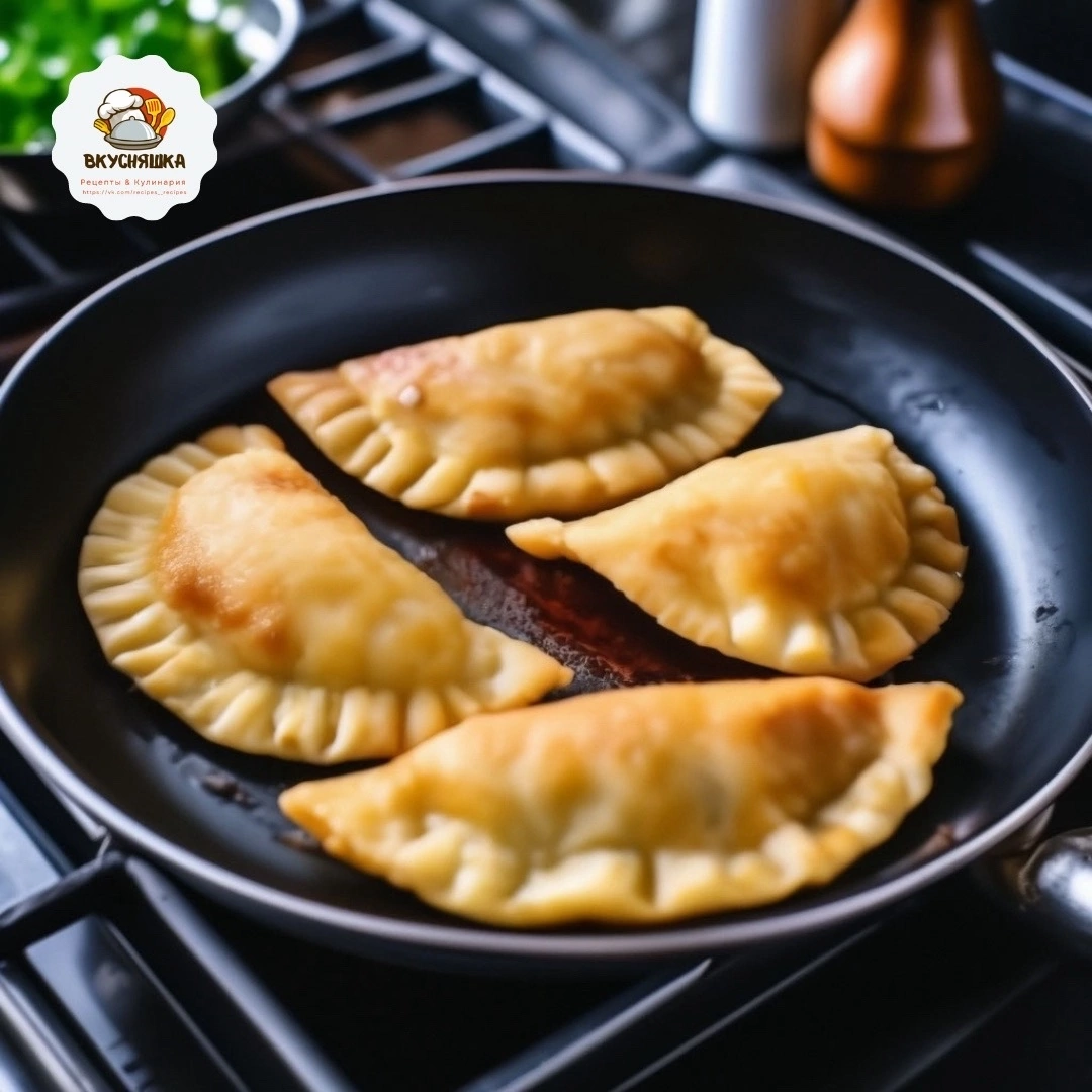 Рецепт. Заварное тесто для чебуреков на кипятке. 