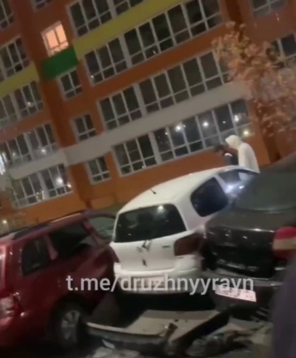    ДТП у ЖК "Краски". Источник: t.me/druzhnyyrayon