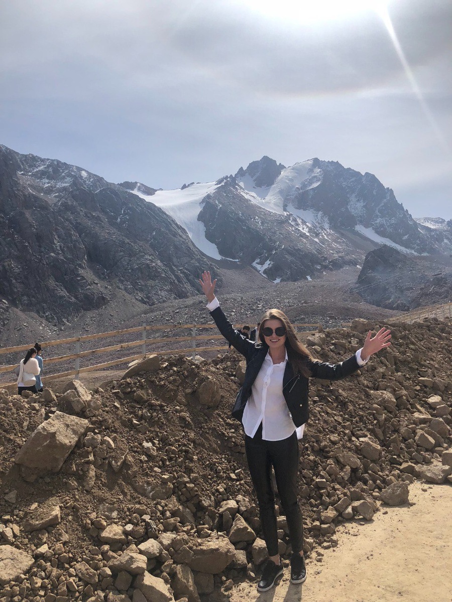 На фото: ведущая прогноза погоды на канале "Звезда" Ольга Паршина