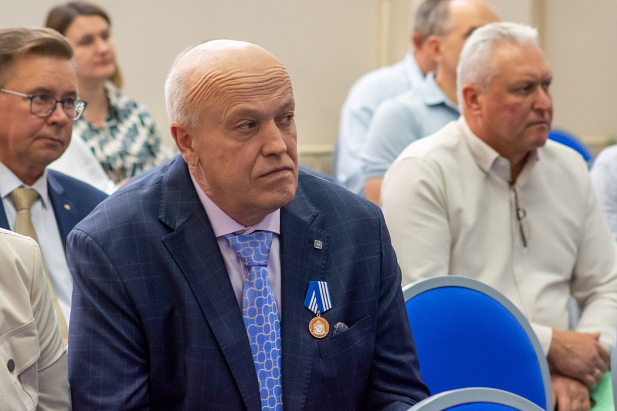    В Курской области наградили отличившихся медиков