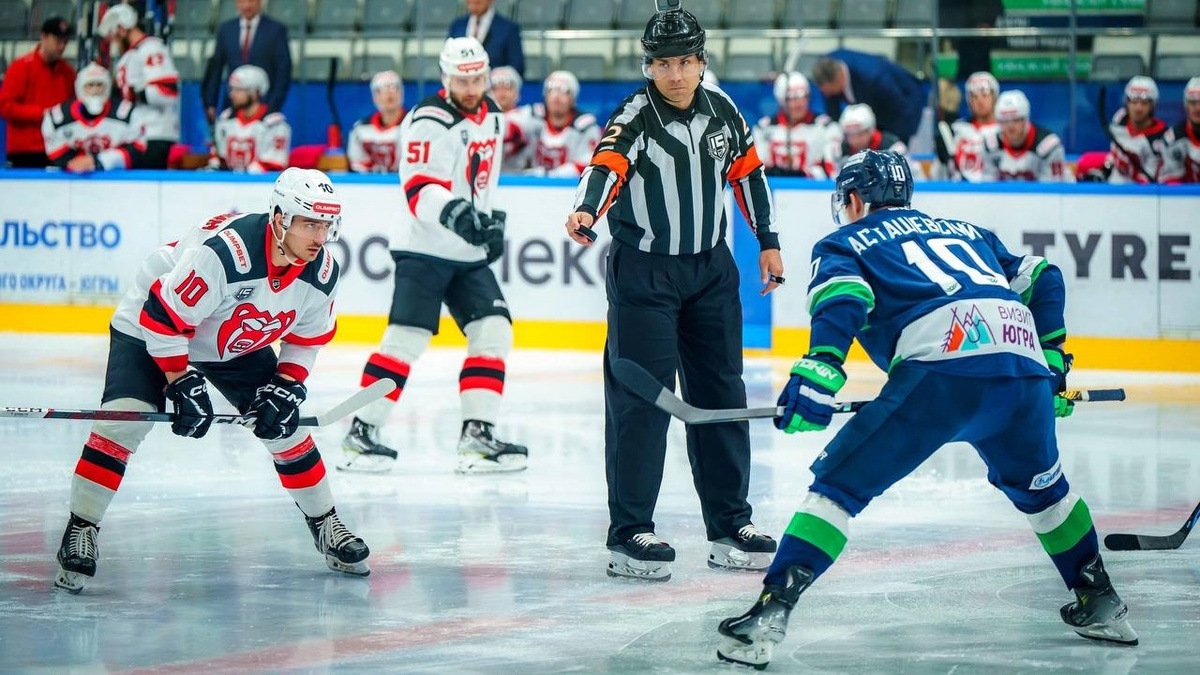   ХК «Югра» проиграл пермскому «Молоту»