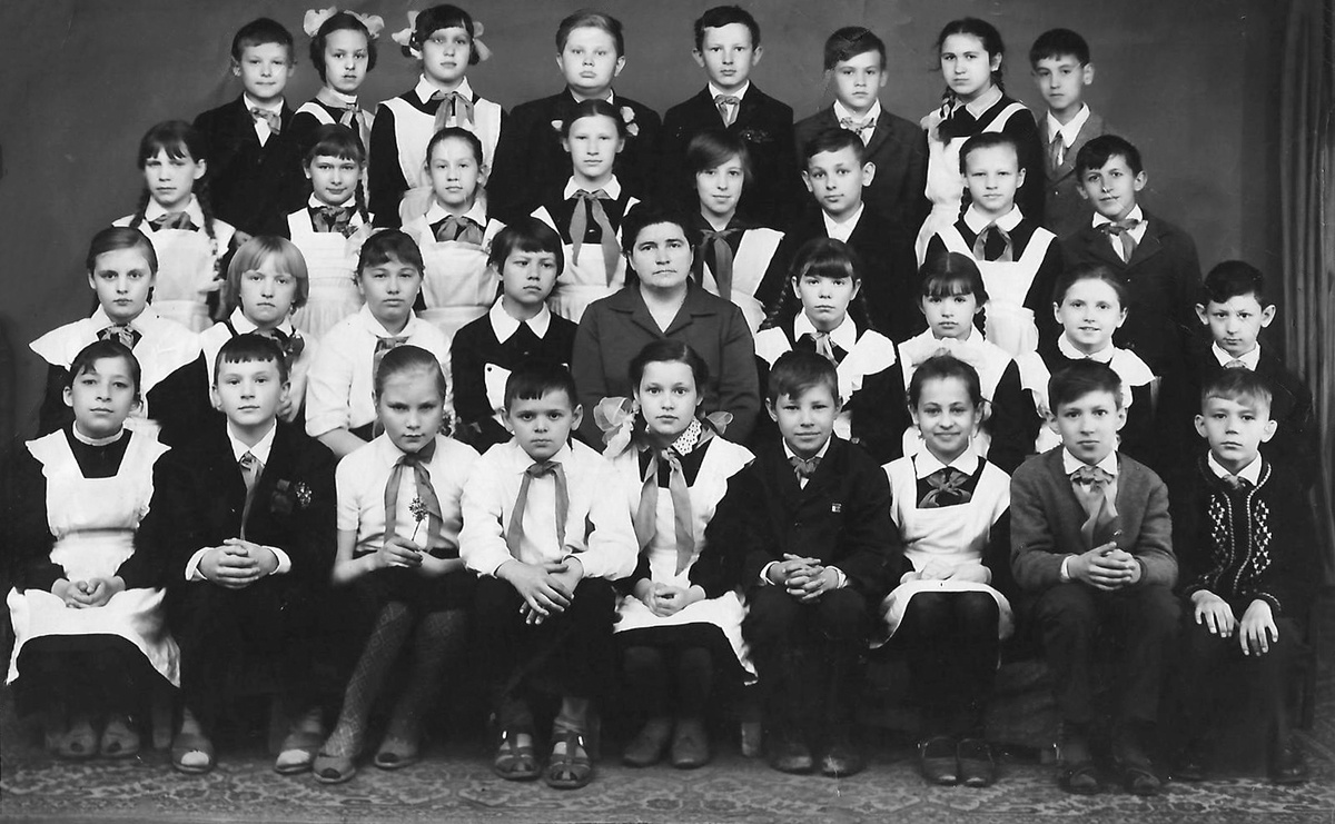 Школа 14 Сызрань 4 А класс 1969 год учитель Татьяна Александровна