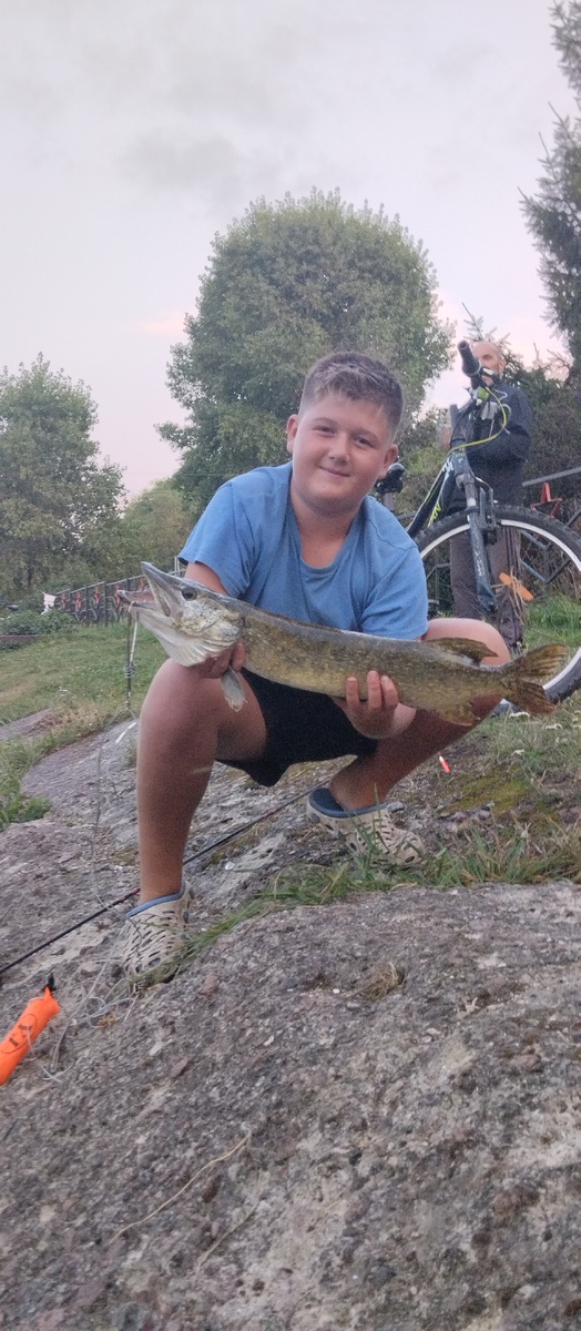 Максим Александрович! Парень, у которого не шла плотва, но он спец по щуке!