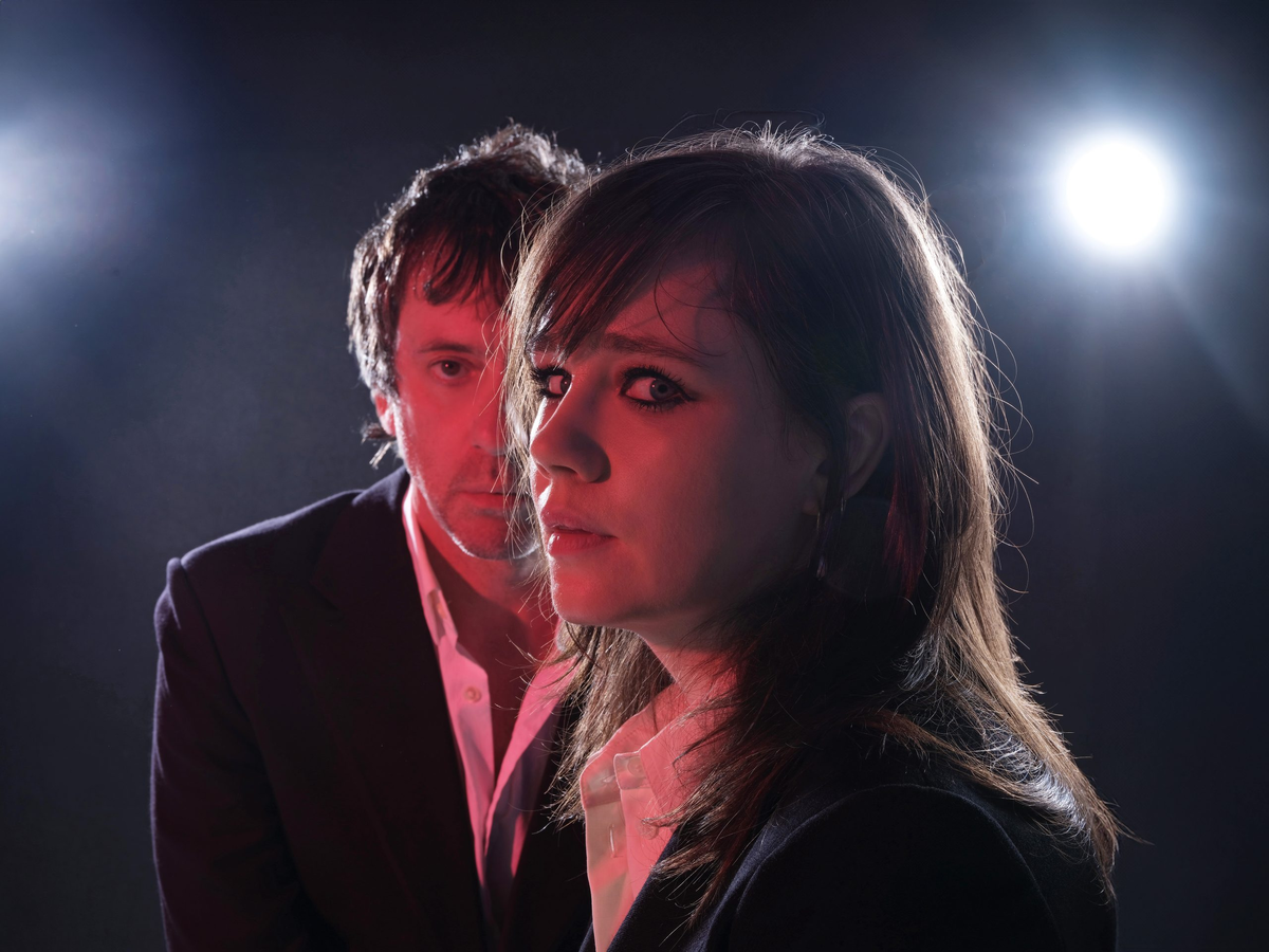 The Waeve: Грэм Коксон и Роуз Элинор Дугалл. Это союз Blur и The Pipettes. 