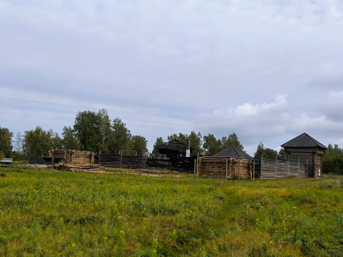 Реконструкция Белоярской крепости у Новоалтайска