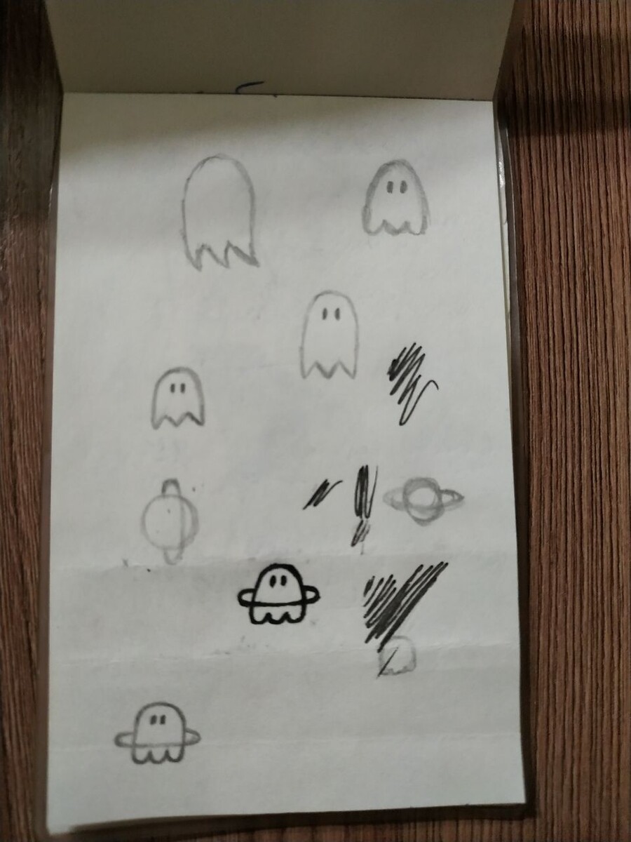 Это те самые эскизы. Рисую я, конечно, не очень)