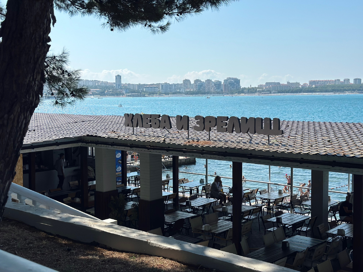 Под таким девизом у многих проходит отдых🤭