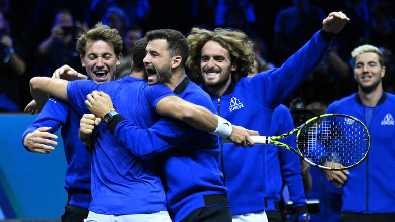    Сборная Европы празднует победу в Кубке Лэйвера. Reuters