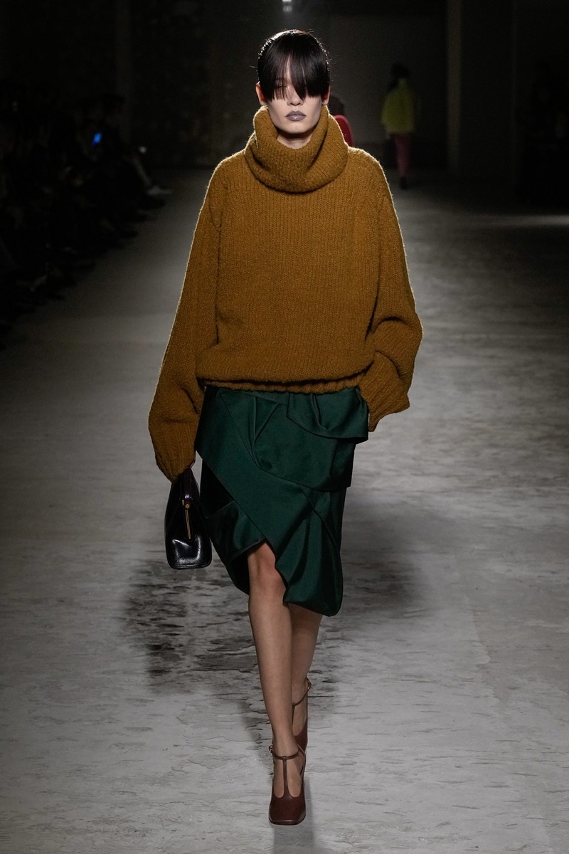 DRIES VAN NOTEN FALL WINTER 2025