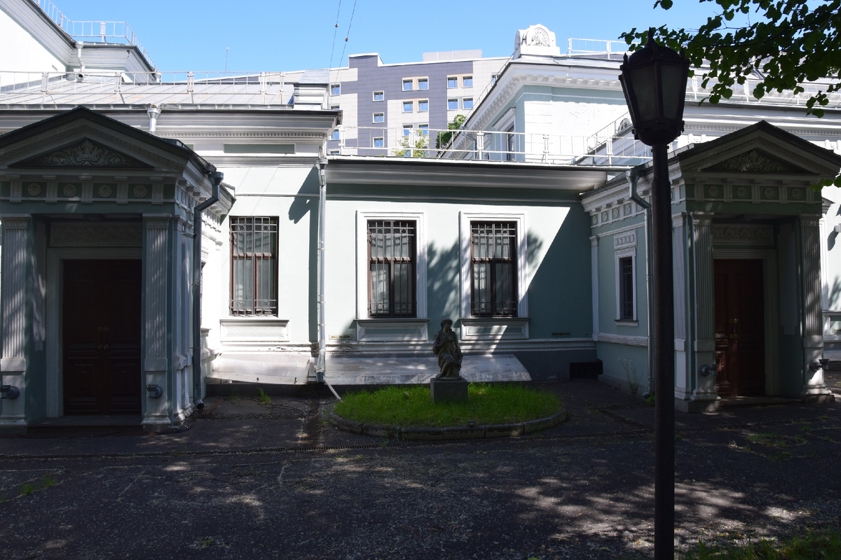 Фото автора канала "Приключения Тома Сойера".