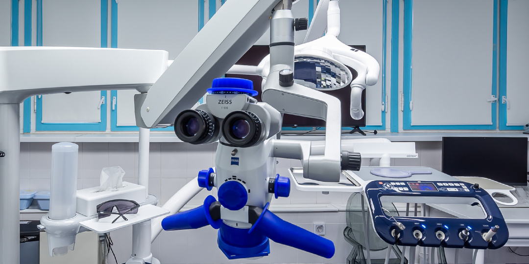 Лечение Зубов под микроскопом