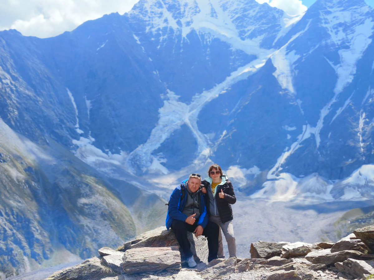 Ледник семерка в Приэльбрусье. Гора Чегет