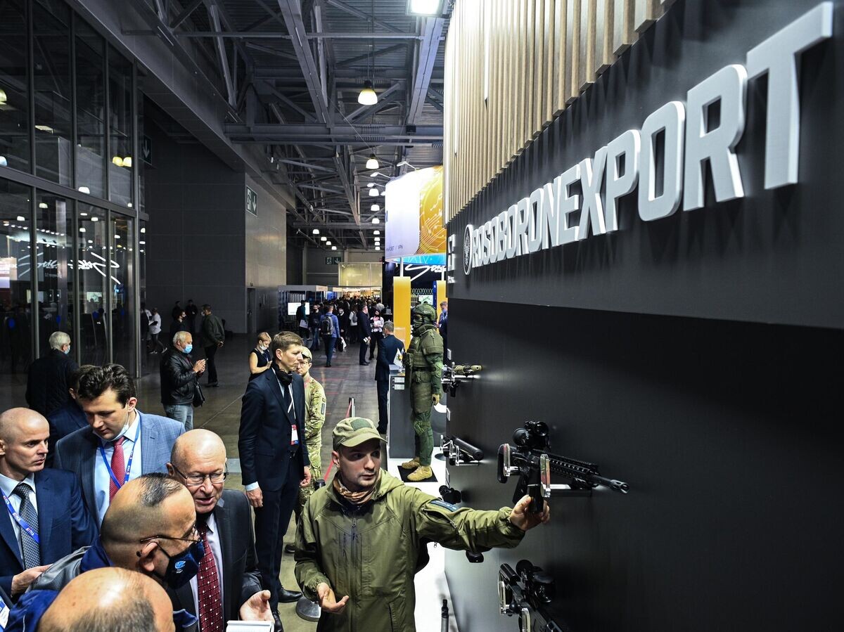    Стенд Рособоронэкспорта на Международной выставке "Интерполитех-2021"© РИА Новости / Рамиль Ситдиков