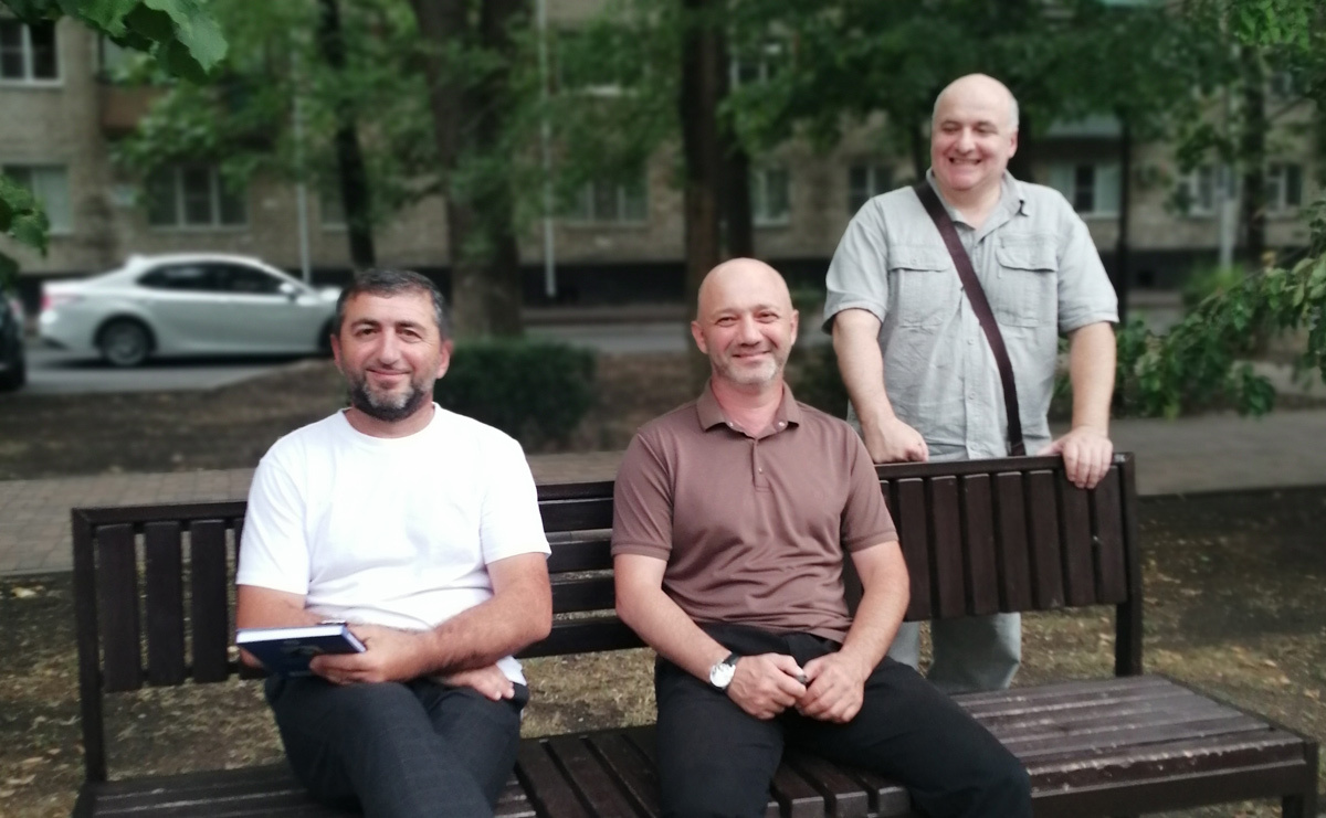 Кямал Узденов, Расул Кочкаров и Рустам Борлаков снова порадуют нас своим творчеством. Фото автора.