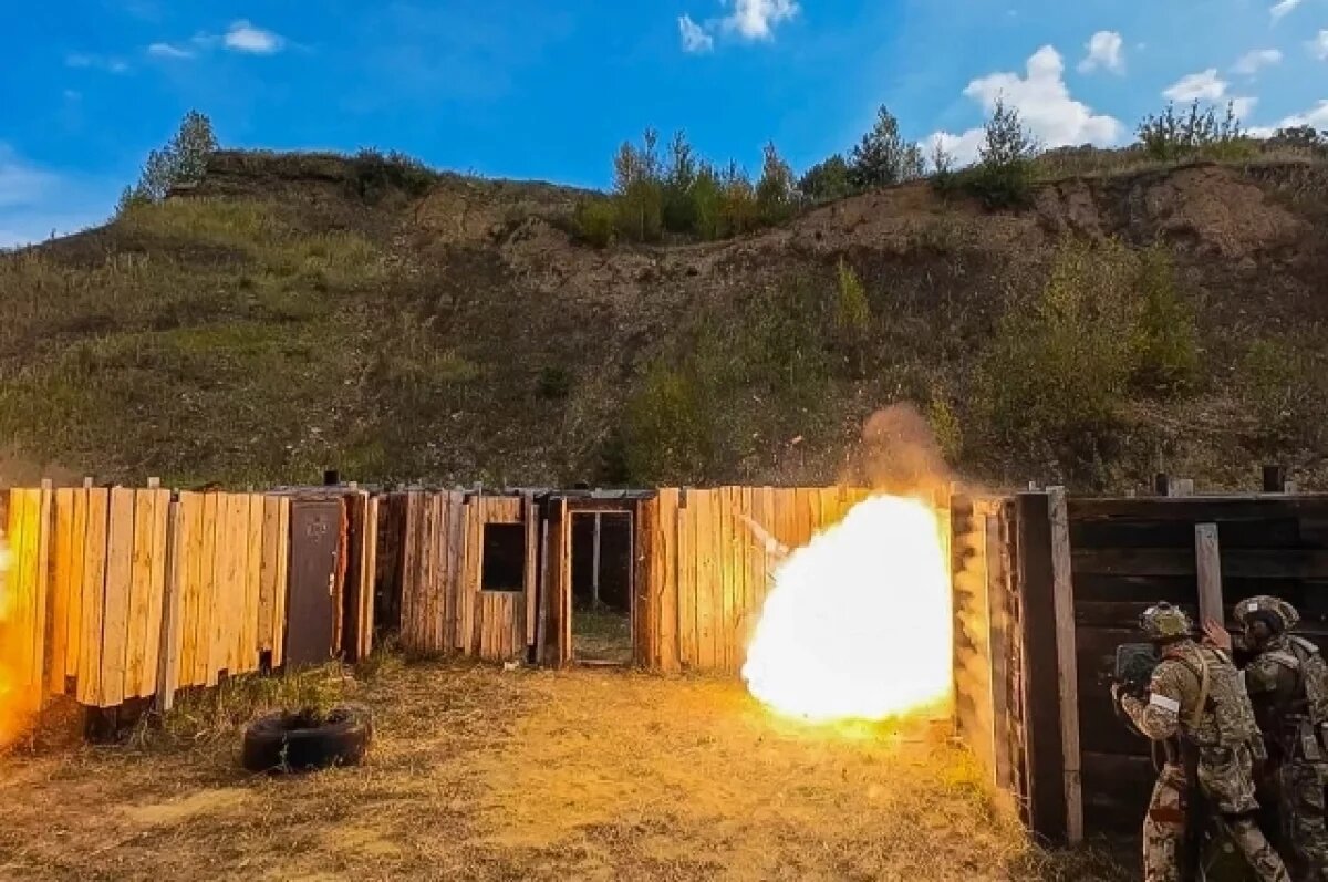    В Пензенской области росгвардейцы освободили условных заложников