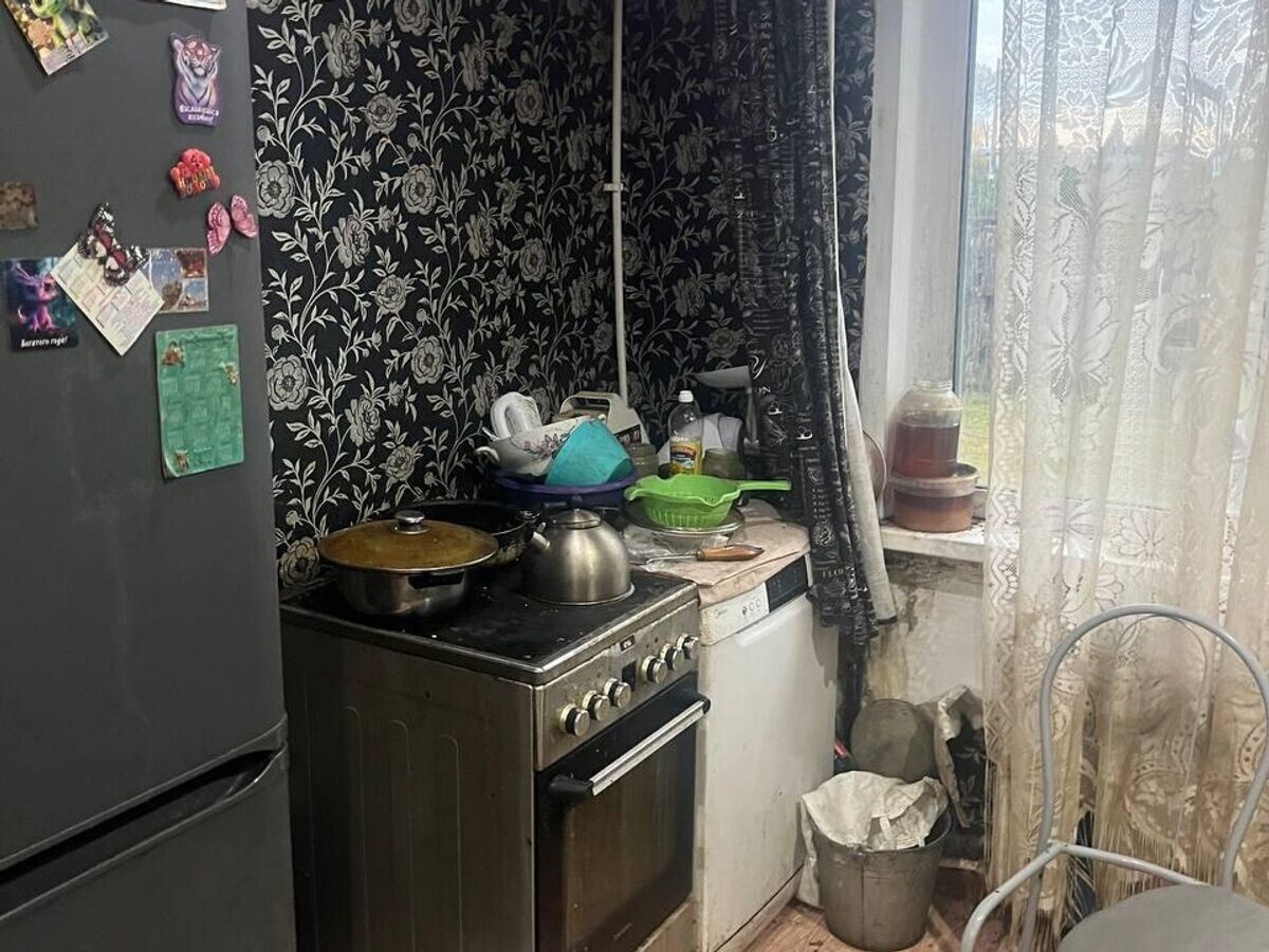    В доме семьи, которая получила пищевое отравление в Назаровском районе Красноярского края© Фото : ГСУ СК России по Красноярскому краю и Республике Хакасия/Telegram