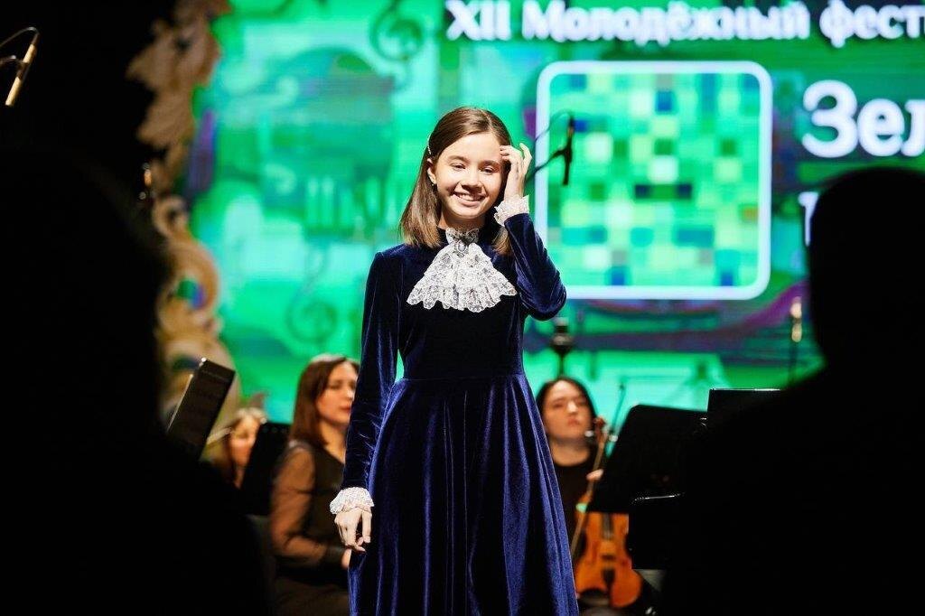   Юные сургутянки победили в конкурсе «Молодые дарования России» в области искусств