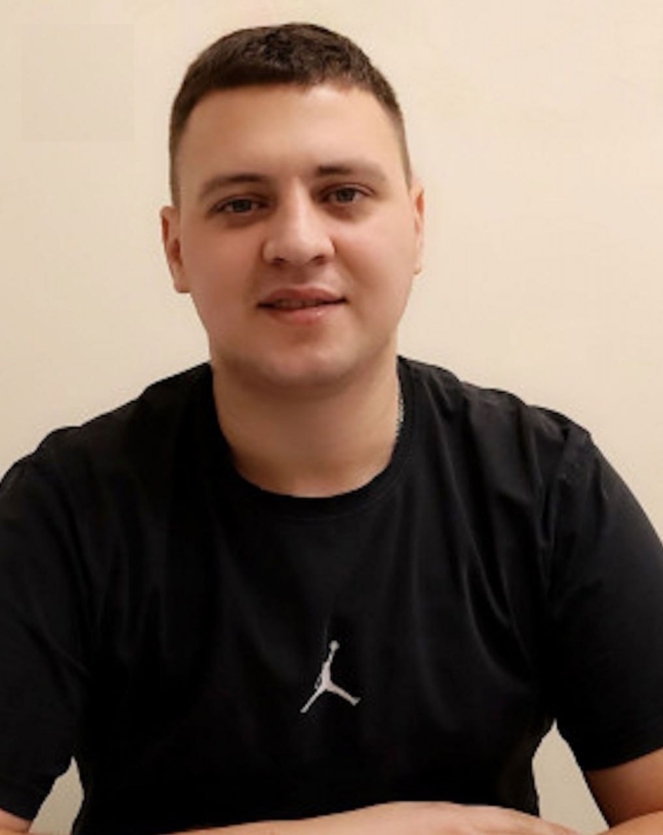  Александр Бакуров