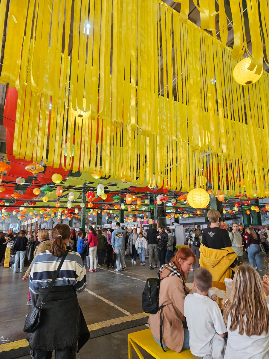 Зона фудкорта