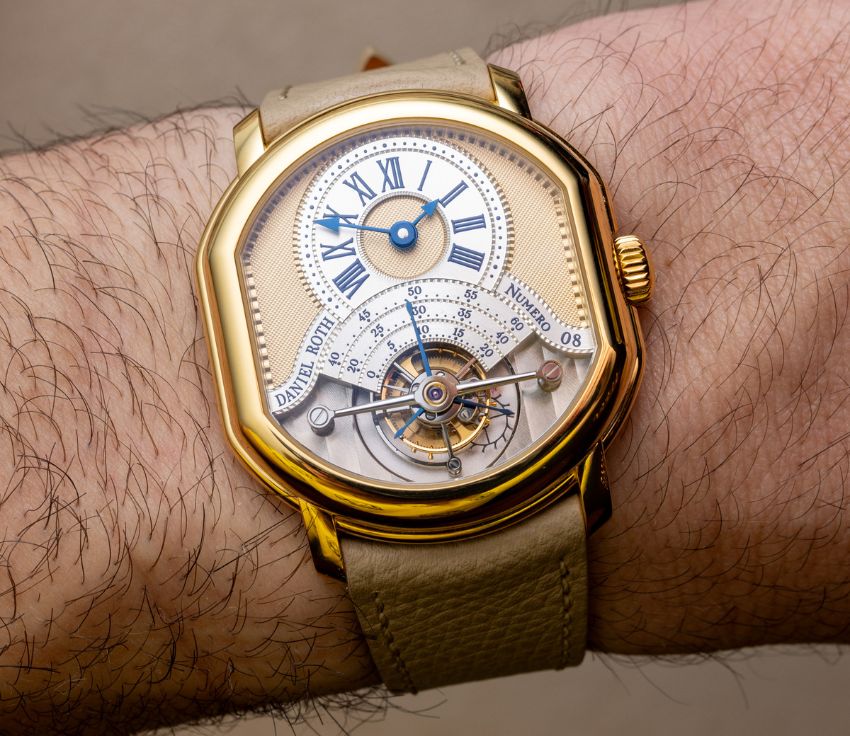 Фото: www.ablogtowatch.com