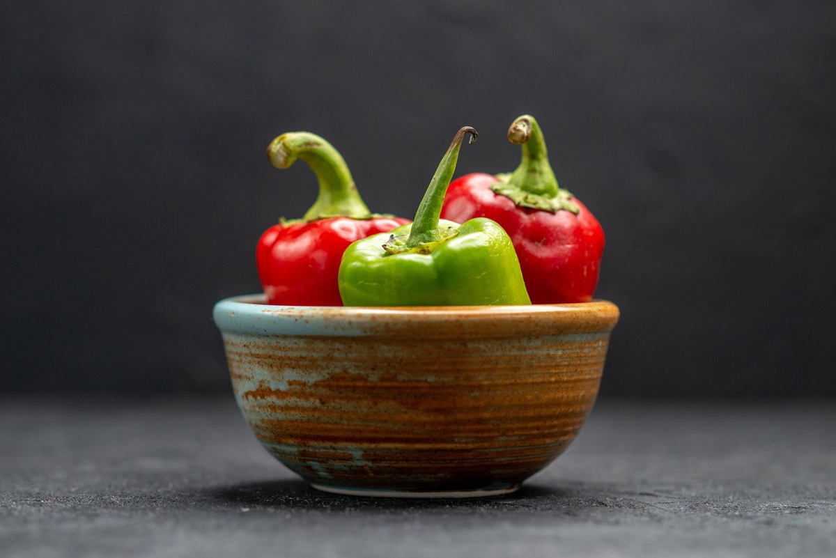    Из перца можно приготовить много вкусных блюд на зиму.