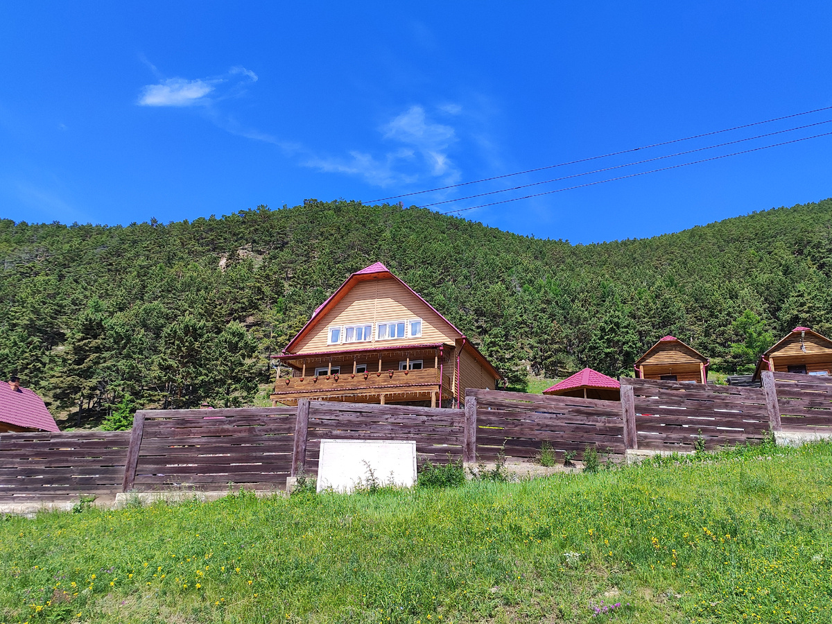 Гостиница в конце улицы Кирова