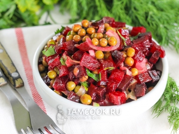 То, что нужно: простые, свежие и яркие свекольные салаты на каждый день