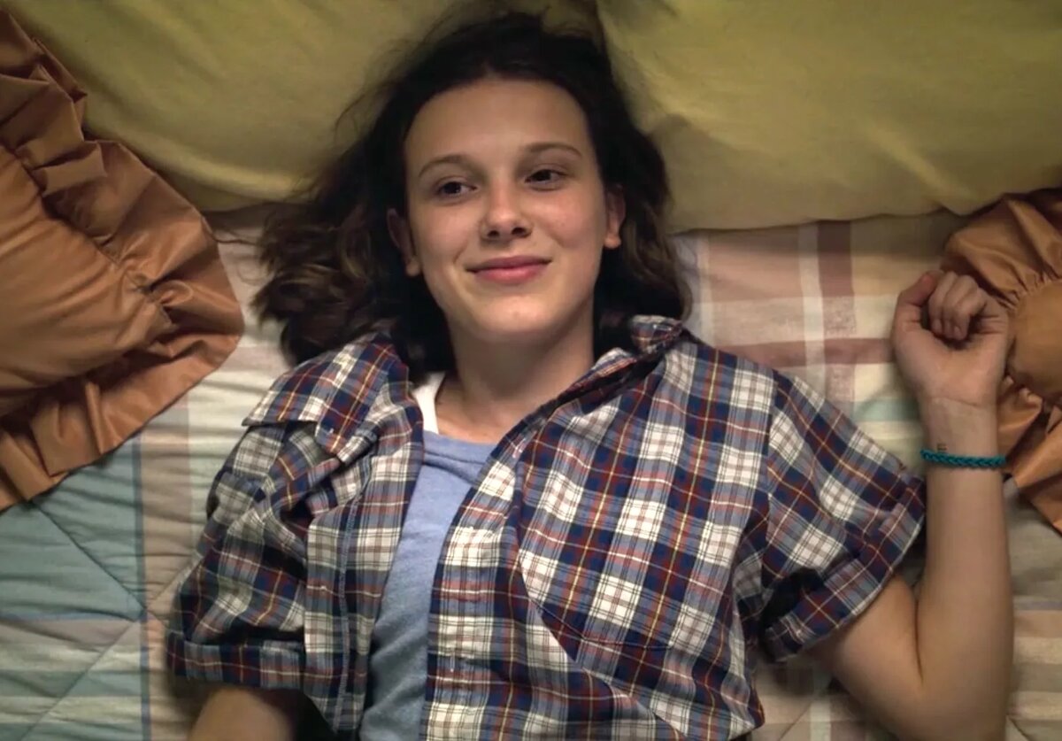 Милли Бобби Браун в роли Одиннадцать