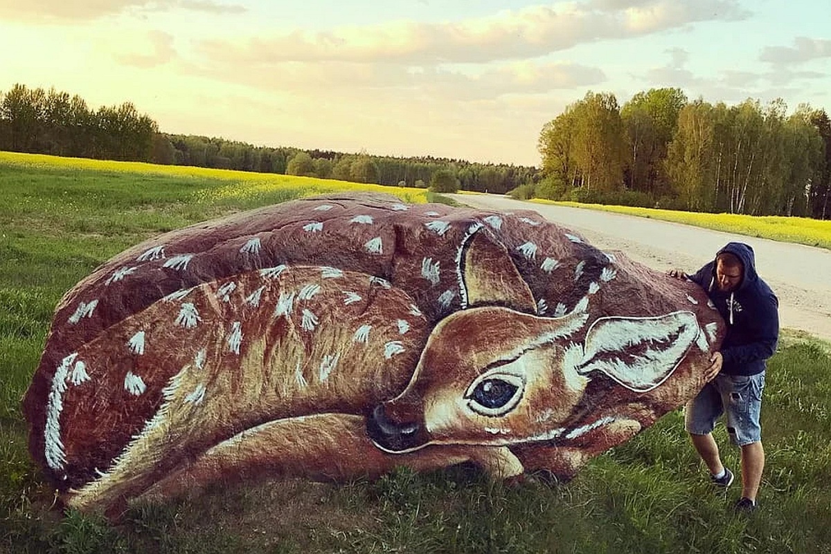  📷 📷 📷 📷   Граффити на стогах и камнях в Беларуси