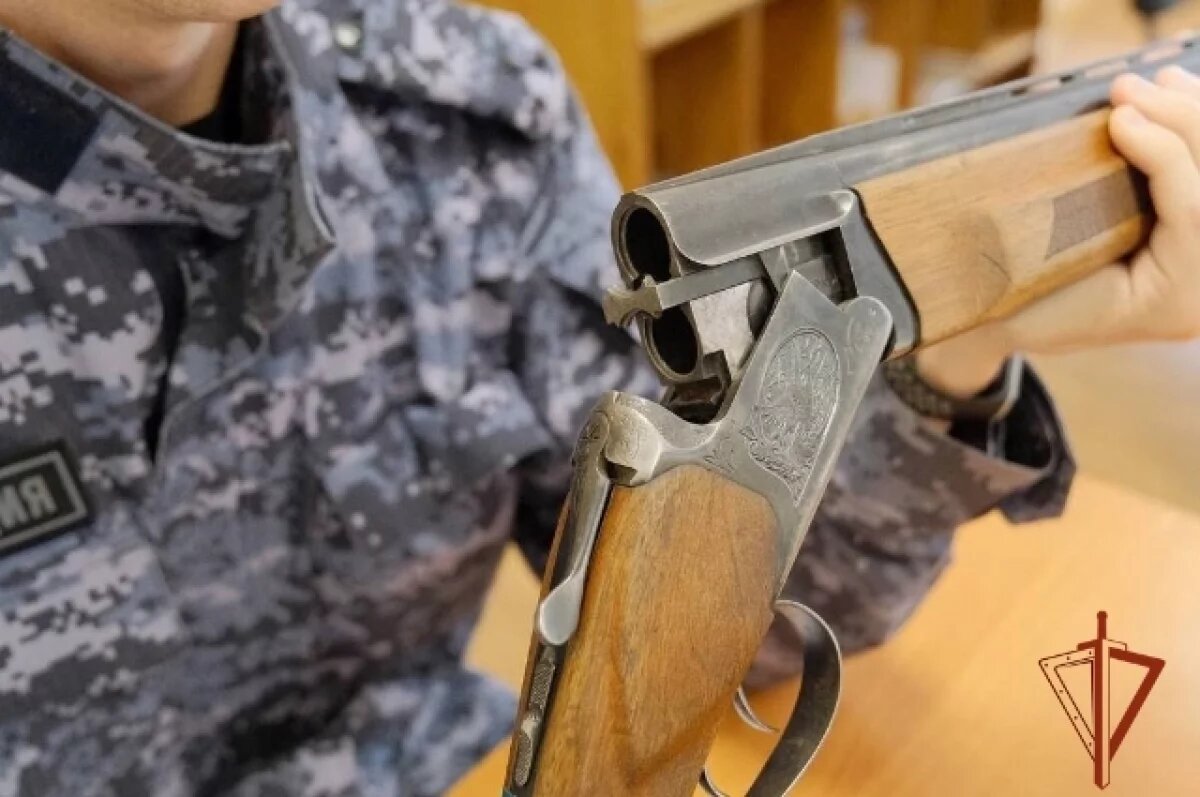    18 единиц оружия и 135 патронов изъяли псковские росгвардейцы за неделю