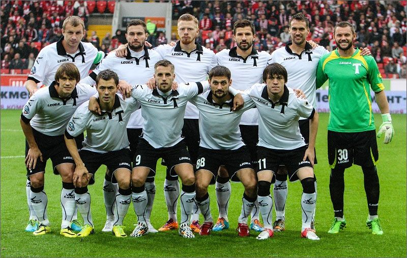 Торпедо образца сезона – 2014/2015. Фото тперед матчем первого круга со «Спартаком» 
Верхний ряд (слева направо): Владимир Рыков, Александр Кацалапов, Иван Новосельцев, Далибор Стеванович, Адам Кококшка, Юрий Жевнов.

Нижний ряд (слева направо): Сергей Фомин, Динияр Билялетдинов, Кирилл Комбаров, Игорь Шевченко, Ризиуан Мирзов.