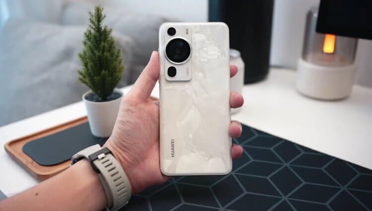    Смартфон без Google-сервисов, но с очень крутой камерой. Фото: Lim Reviews