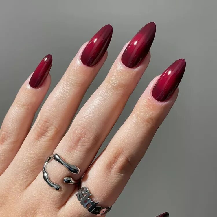  Фото: voguescandinavia.com, @avrnailswatches Елизавета Константинова