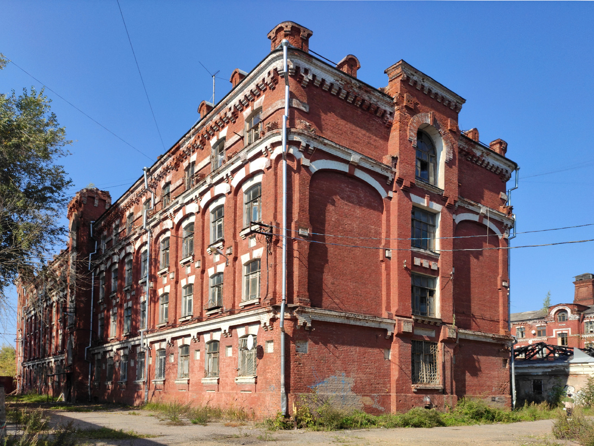 Расселённая казарма № 119 (расселена в 2023 году). Фото автора статьи.