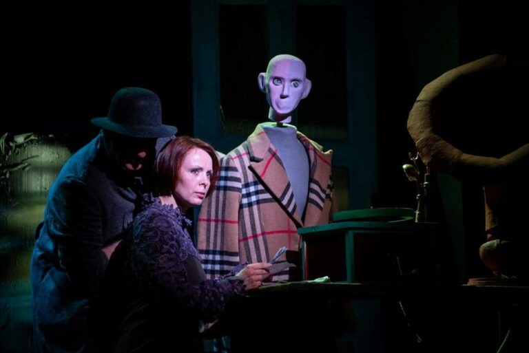    Елена Смирнова из Оренбурга стала дипломантом Международного фестиваля театров кукол  Белов Михаил Александрович