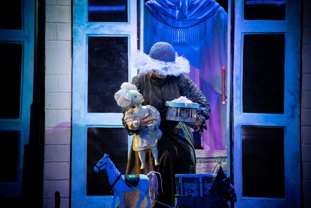  📷    Елена Смирнова из Оренбурга стала дипломантом Международного фестиваля театров кукол  Белов Михаил Александрович