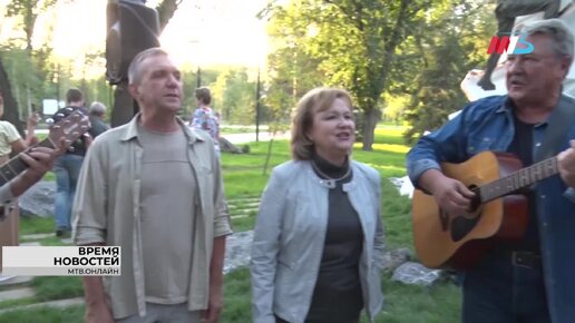 В Волгограде в Городском саду открыли 6-метровую скульптурную композицию «Вперед и вверх»