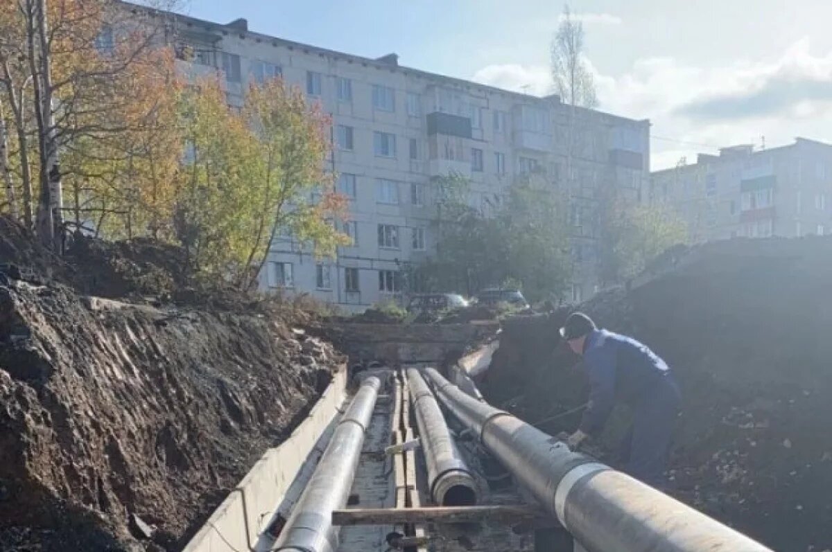    При подготовке к холодам специалисты заменили сотни километров сетей.