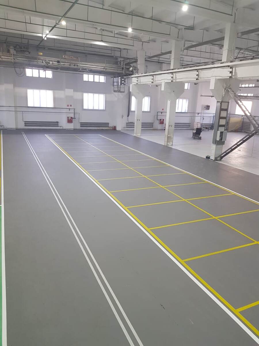 Резиновая краска для пола гаража