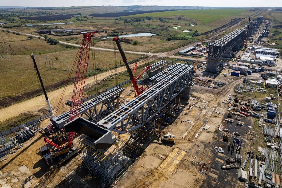 © «Нацпроектстрой» / npsgk.ru (Строительство Западного железнодорожного обхода Саратова, представляющего собой своеобразный каскад мостовых переходов разной высоты)