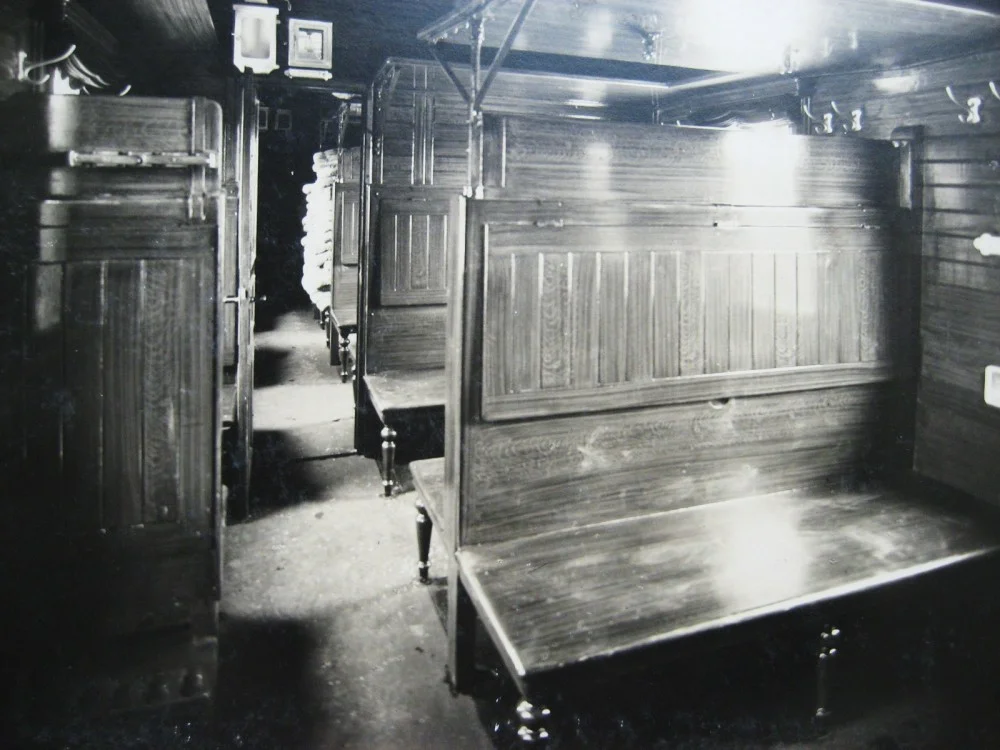 фото из интернета Так выглядел плацкартный вагон до войны